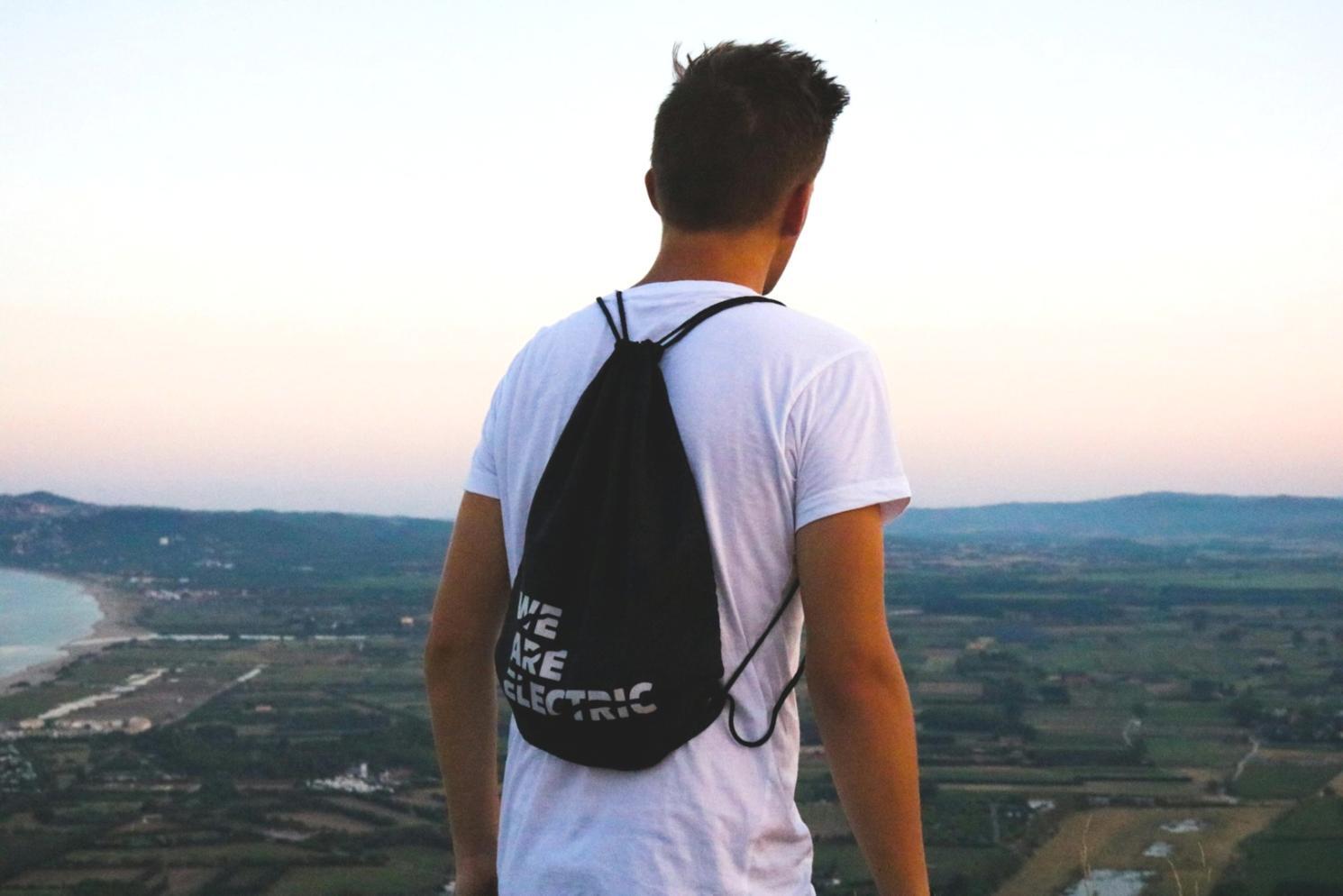 Команда waaneep за роботою